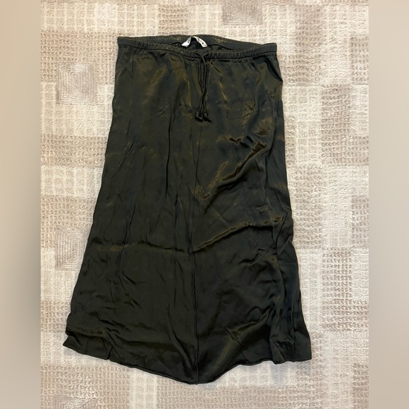 Zara Satin Effect Midi Skirt Olive Green Pull On Drawstring size Large - Picture 4 of 5